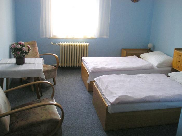 Chrast Hotel Dvorak מראה חיצוני תמונה