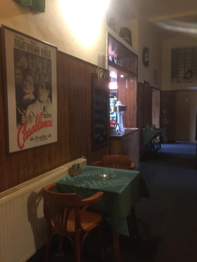 Chrast Hotel Dvorak מראה חיצוני תמונה